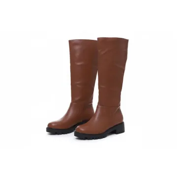Women’s Below-Knee Black Leather Boots